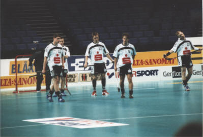 WFC2002f1b0010